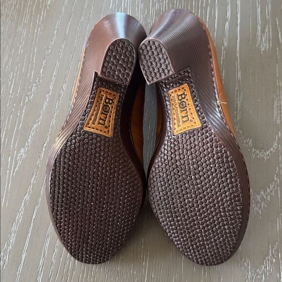 Born Elegant Cognac Tan Leather Peep-Toe Heels Wedge Bow Details Women’s Size 9M - Picture 8 of 14